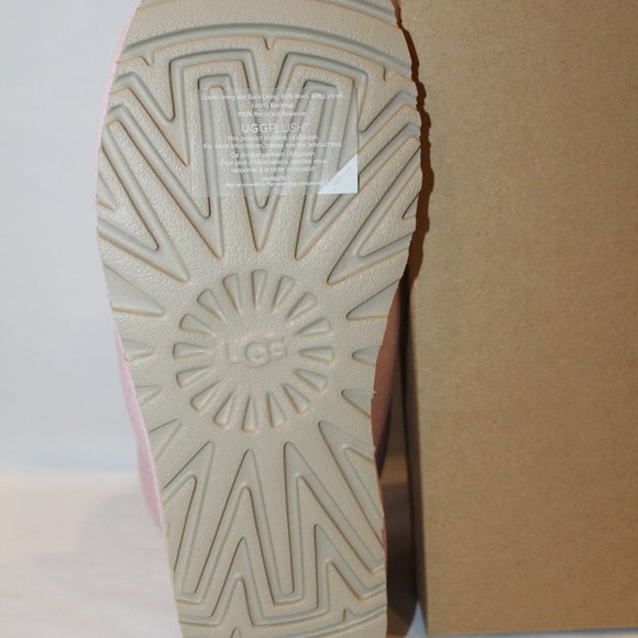 NIB UGG WOMEN'S JERSEY SHEARLING LINED LOGO MINI‎ BOOTS PINK - Picture 7 of 7